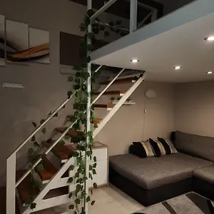  Apartament In Downtown Węgry